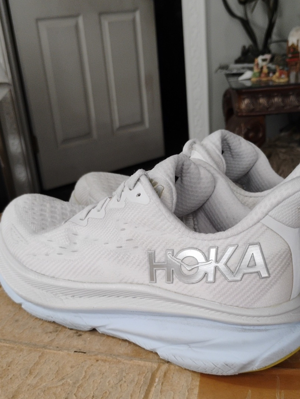 HOKA One One Clifton 9